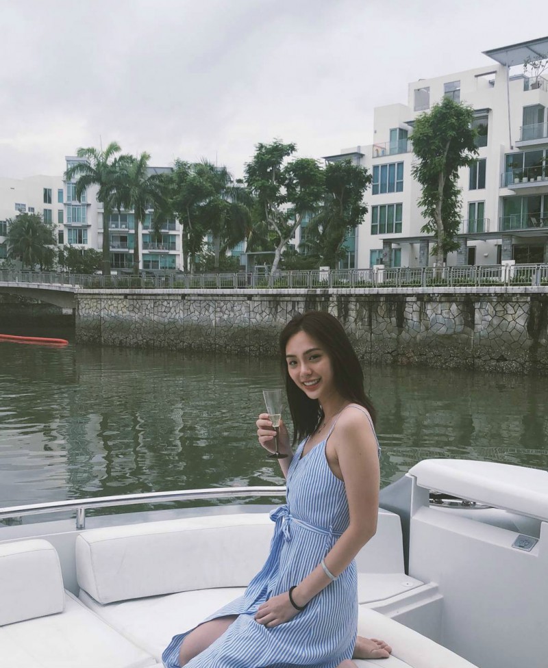 新加坡正妹Jamie Lau 甜美迷人微笑超疗愈
