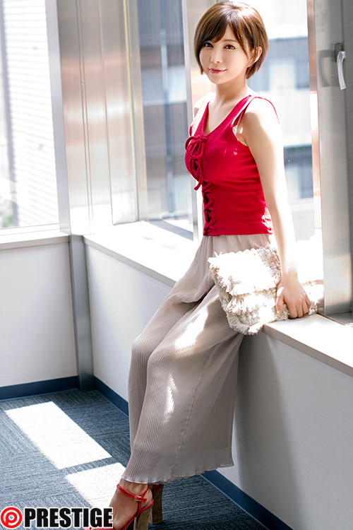还是这工作最轻松！里美ゆりあ、重启拍片！