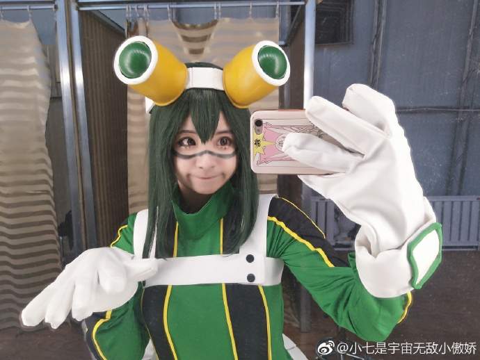 大陆妹Cosplay《我的英雄学院》渡我被身子 角色扮演高度还原