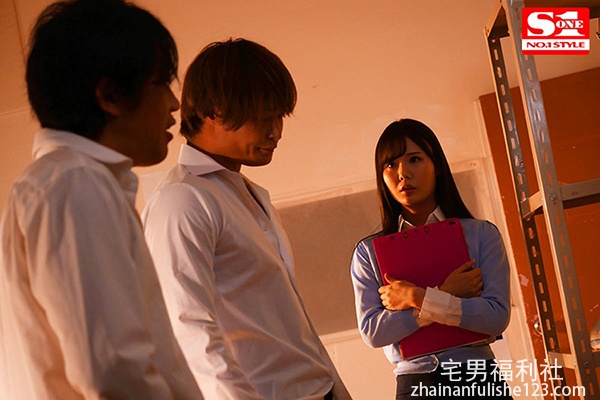 SSNI-559:坂道美琉最新番号,新任女教师在男友面前被学生硬上！